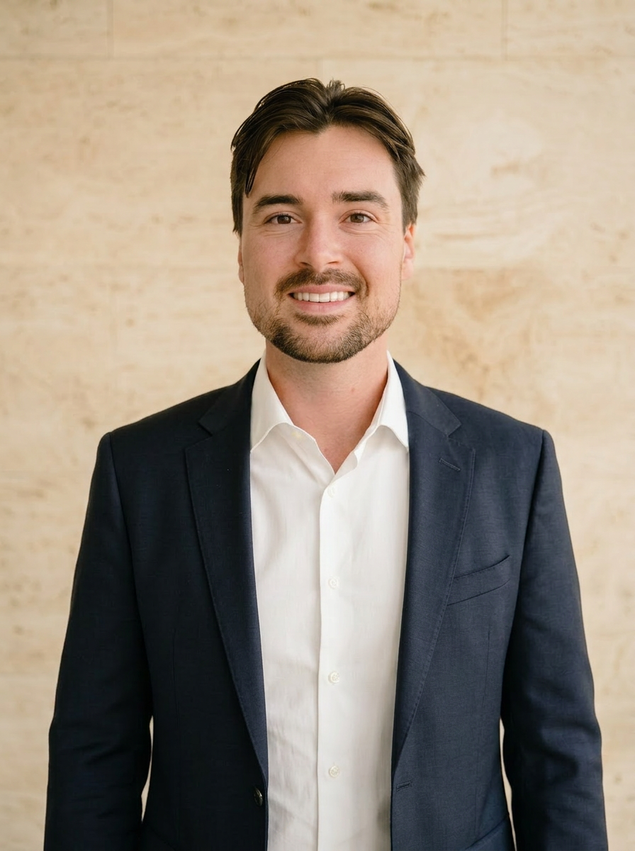 Damian Miodek
